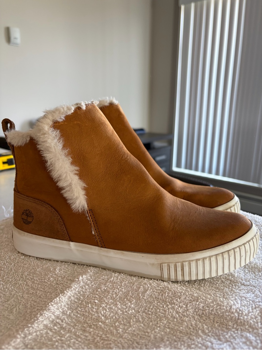 Timberland Women’s Chestnut Suede Shearling Trim Slip-On Booties